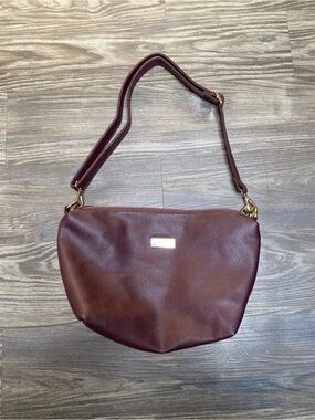 BCBG Slouchy Crossbody Bag in Burgundy